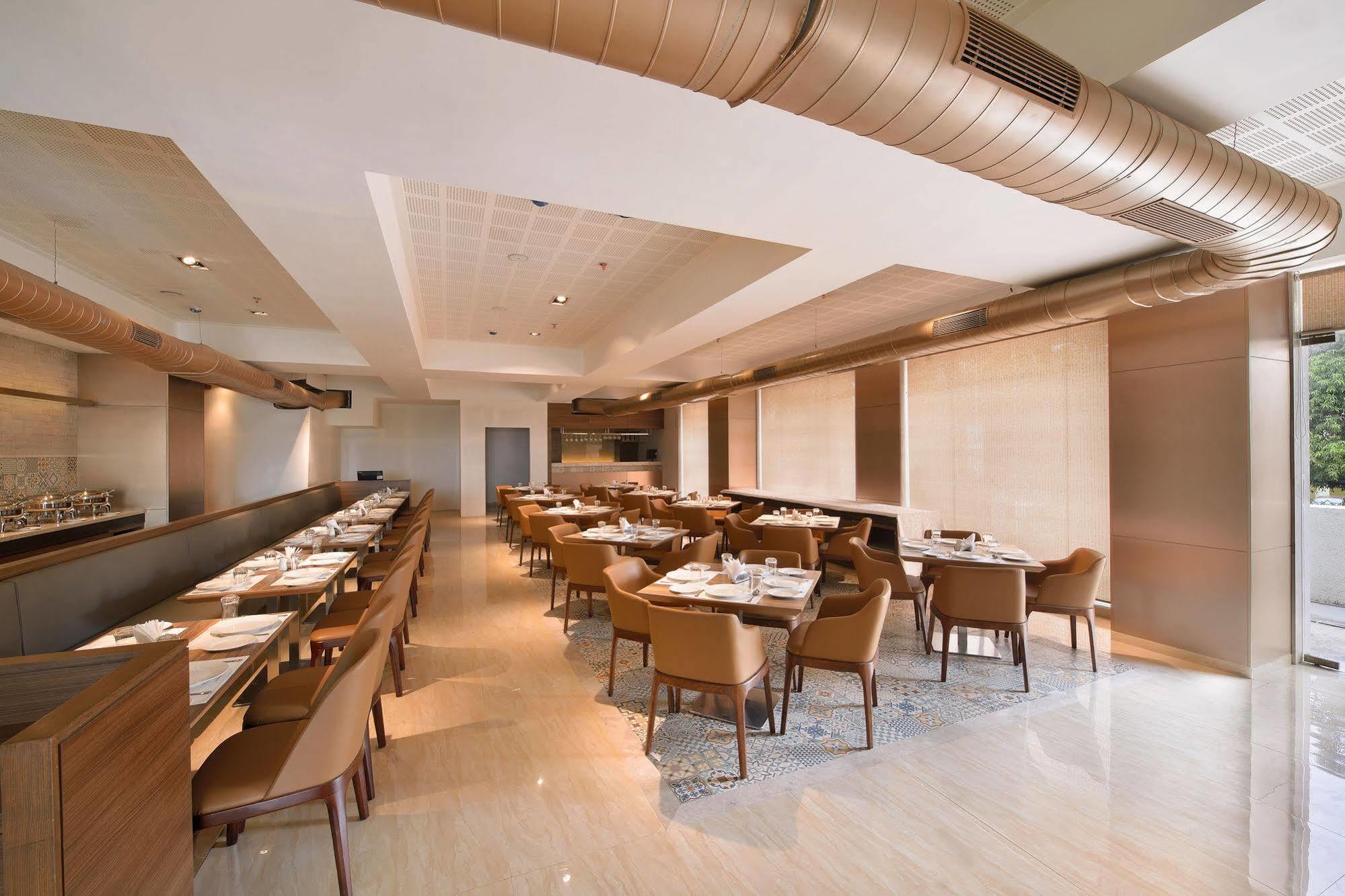 Ambarnath Krishna Palace Hotel - Ambernath מראה חיצוני תמונה