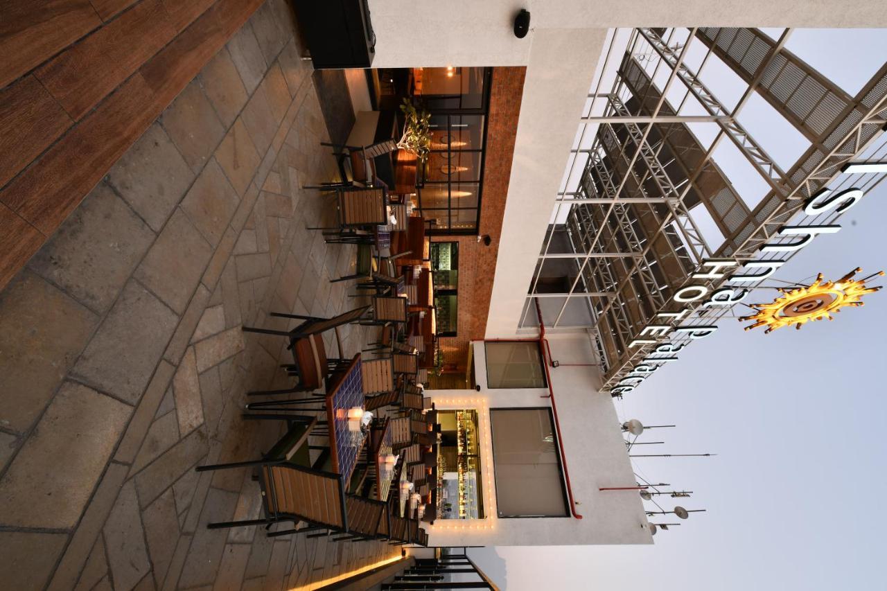 Ambarnath Krishna Palace Hotel - Ambernath מראה חיצוני תמונה
